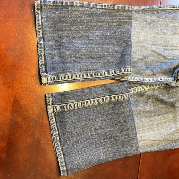 Silver Jeans - Picture 4 of 4